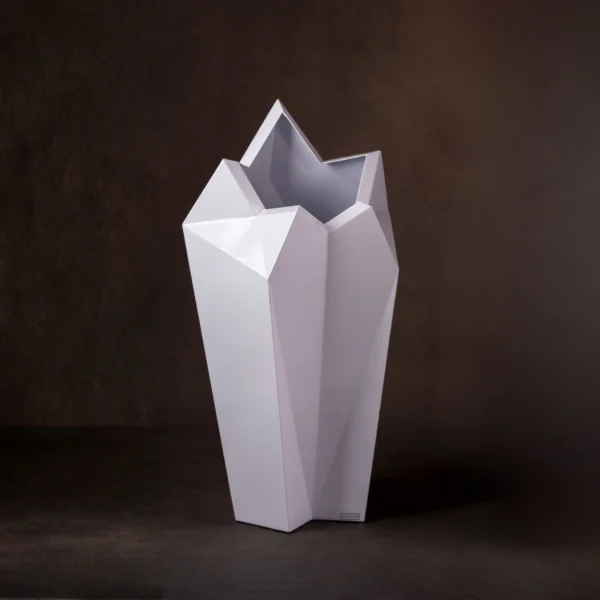 Monolith towering premium metal floor planter — Elgiem Elite Collections